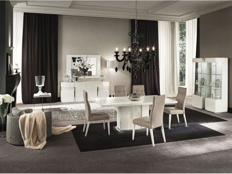 Canova Buffet