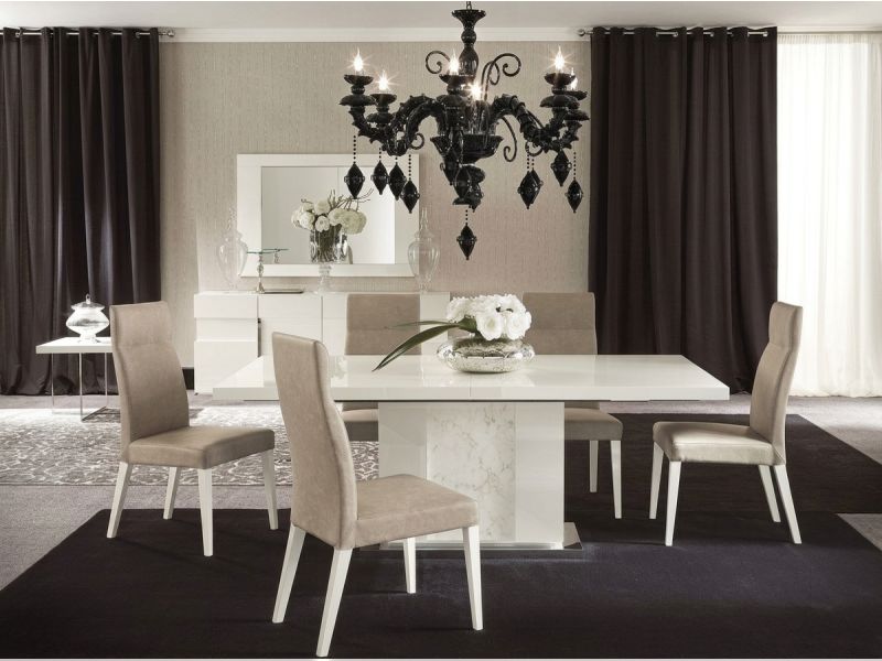 Canova Table