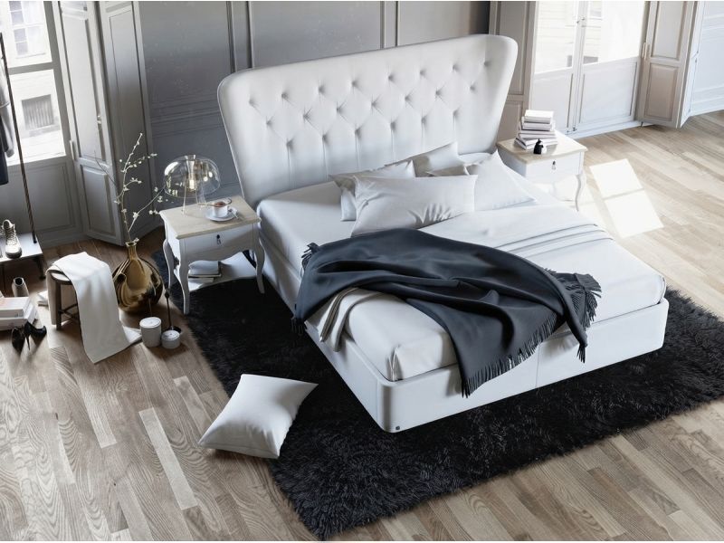 Corona Bed
