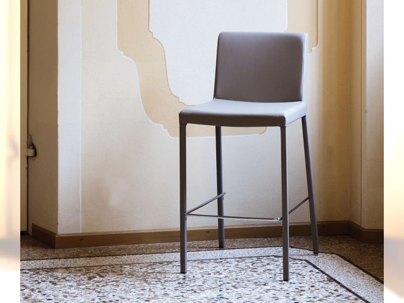 Novis Bar Chair