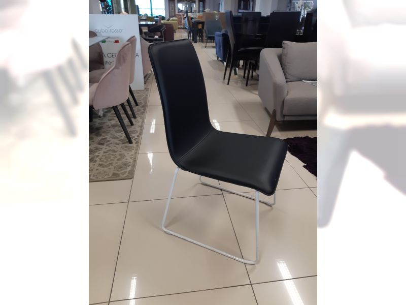 Scott Chair
