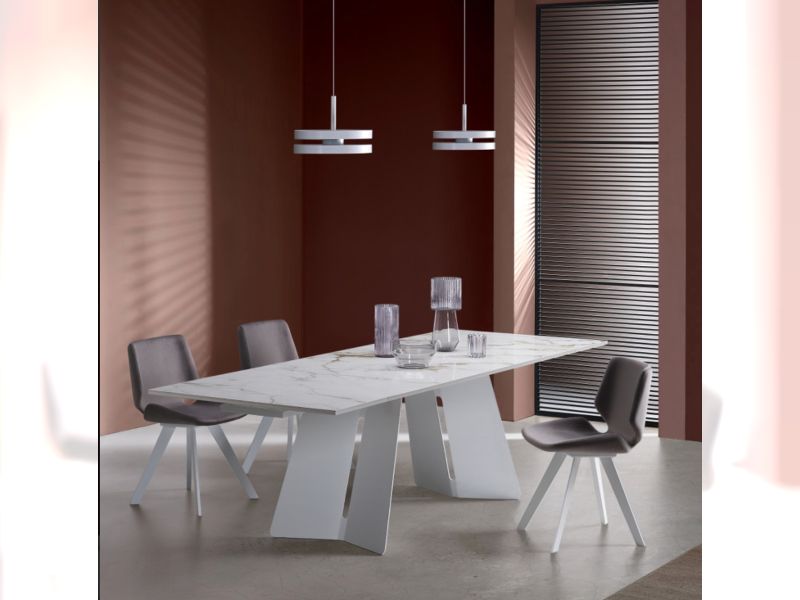 Koral Table