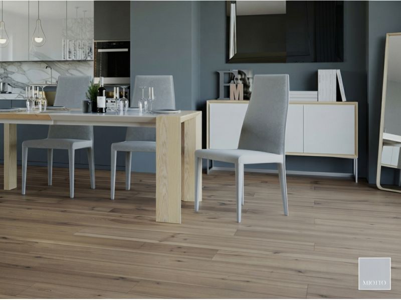 Rigano Chair