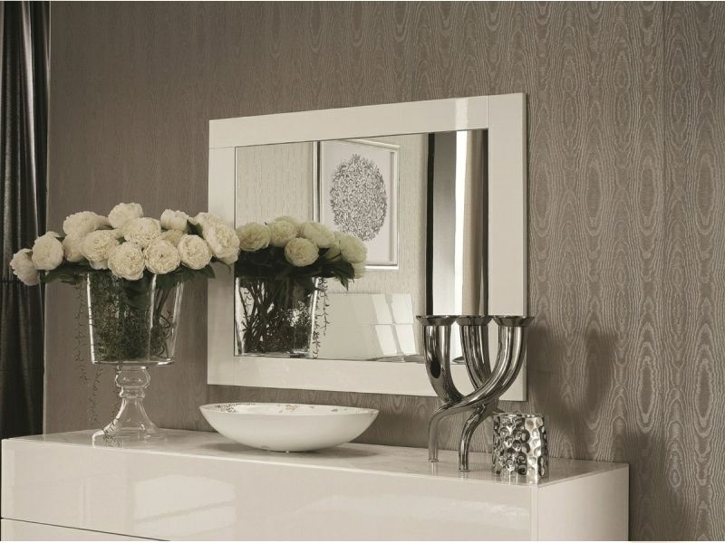 Canova Mirror