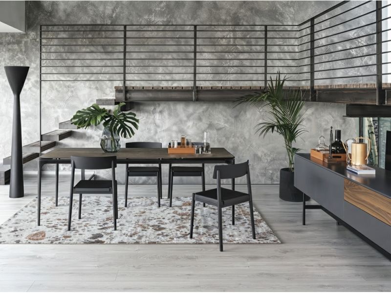 Silhouette Table
