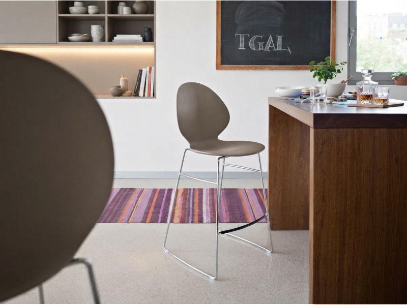 Basil Metal Bar Chair