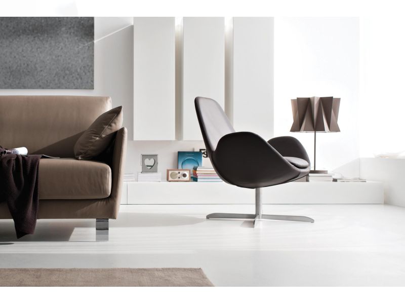 Electa Armchair