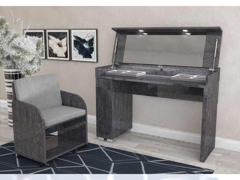 Sarah Armchair