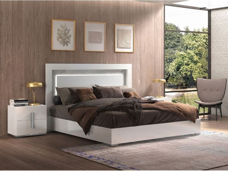 Mara Nightstand