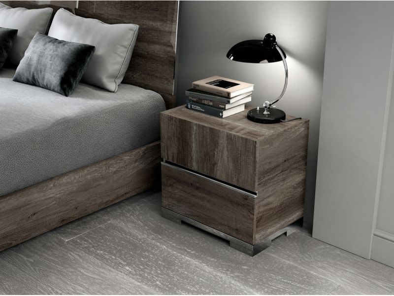 Dea Nightstand