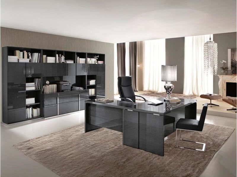 Montecarlo Office Vitrine