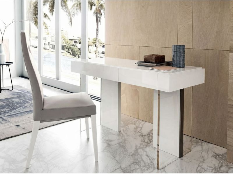 Artemide Vanity Table