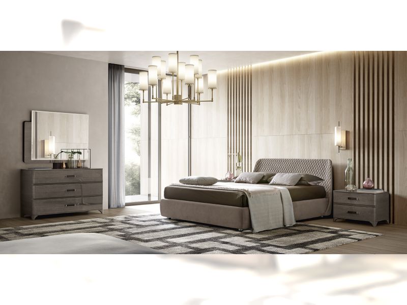 Maia VIP Dresser