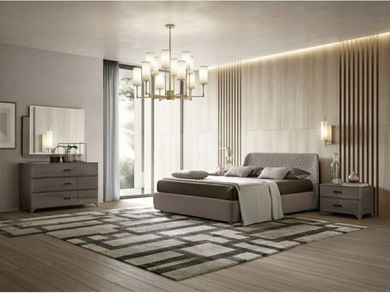 Maia VIP Dresser