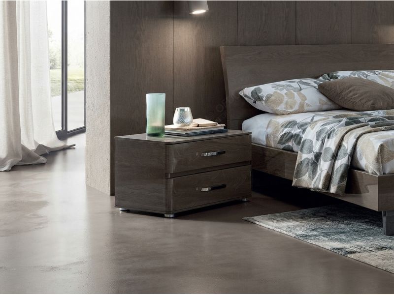 Maia Flat Nightstand
