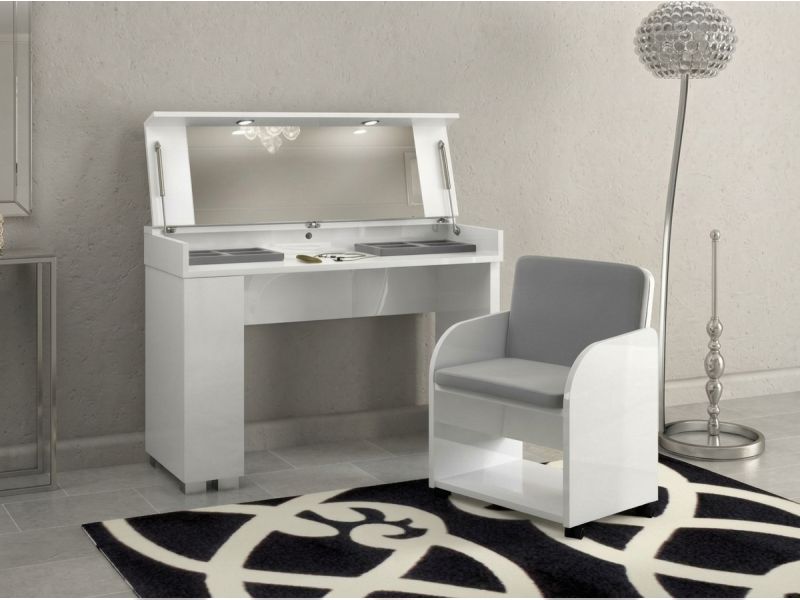 Dream Vanity Table