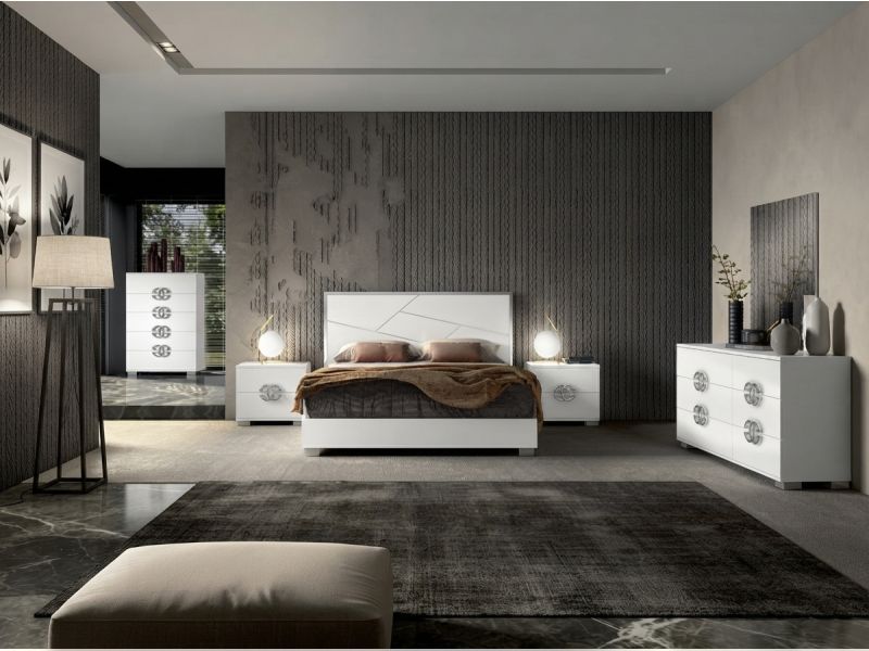 Dafne Dresser