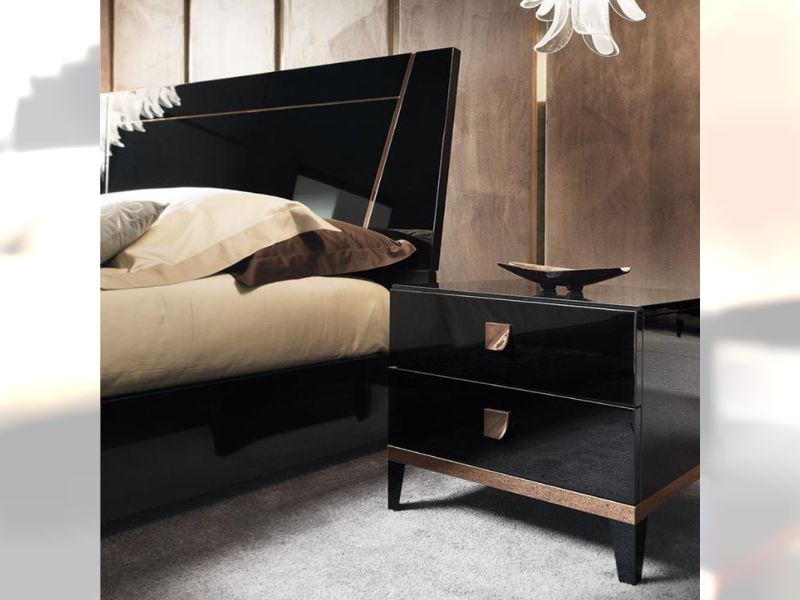 Mont Noir Nightstand