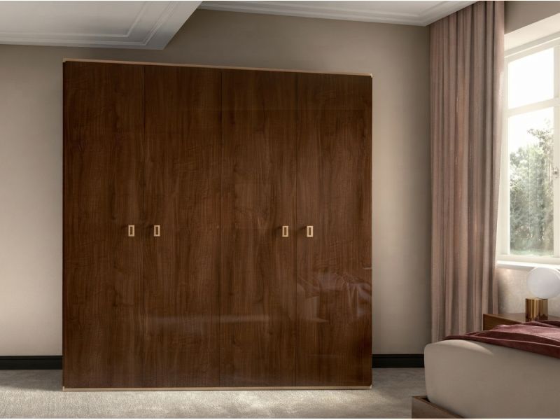 Eva Wardrobe