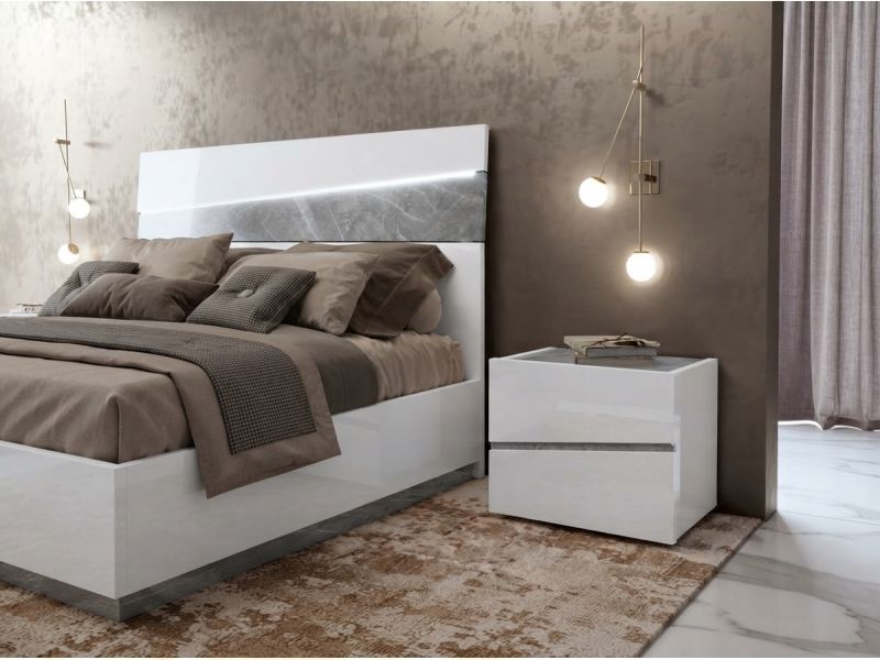 Alba Nightstand