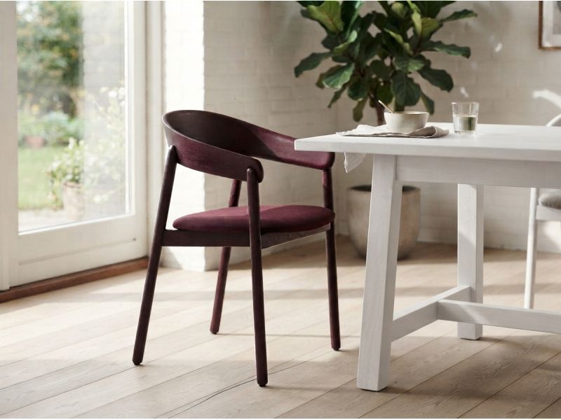 Janu Armchair