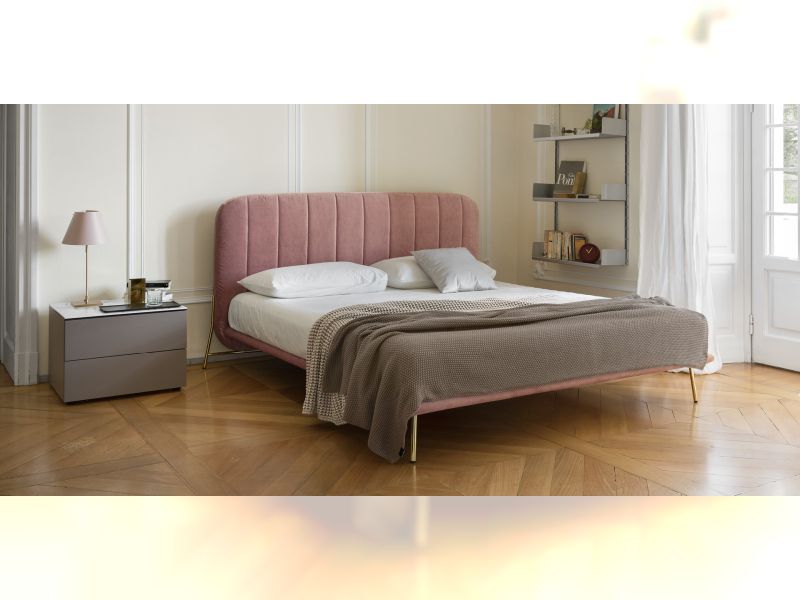 Le Marais Bed