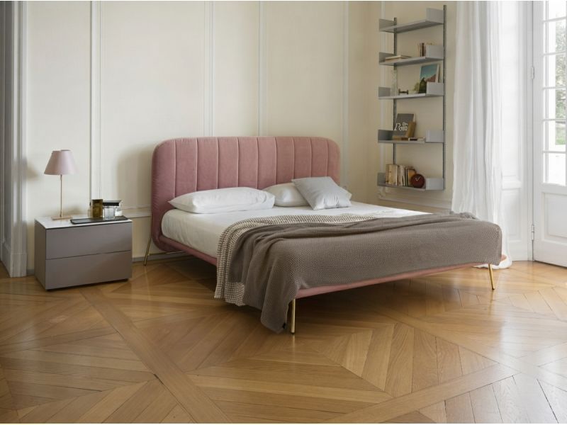 Le Marais Bed