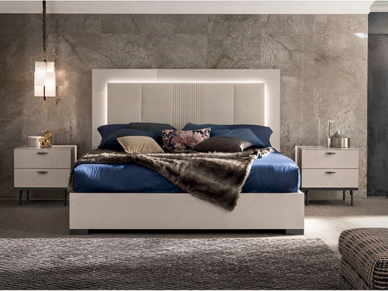 Claire Nightstand