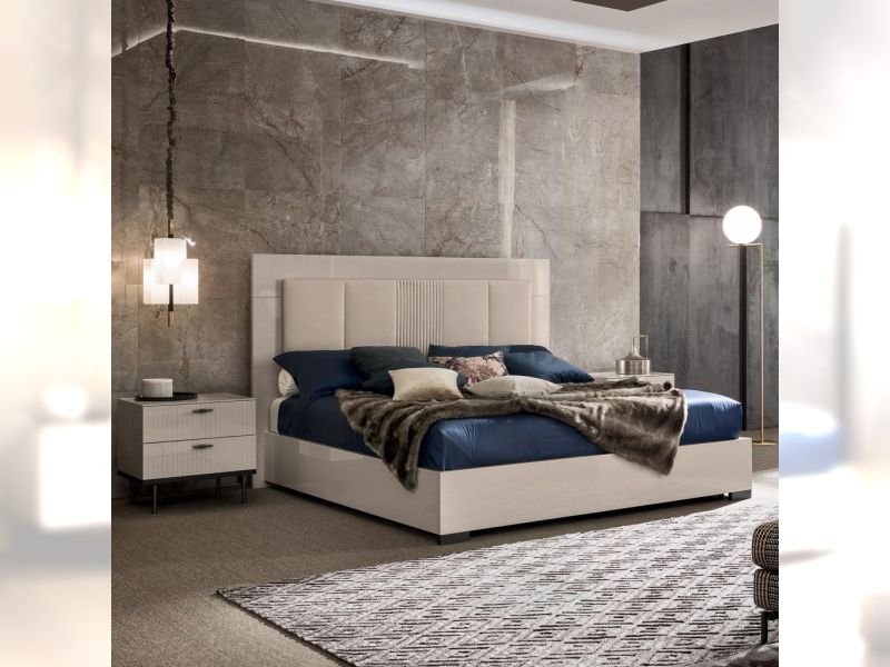 Claire Bed