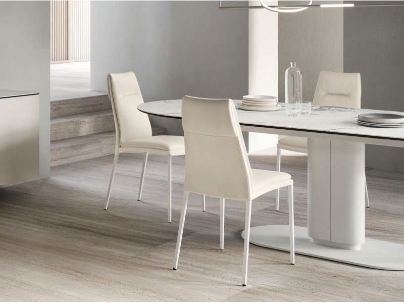 Carmen Chair