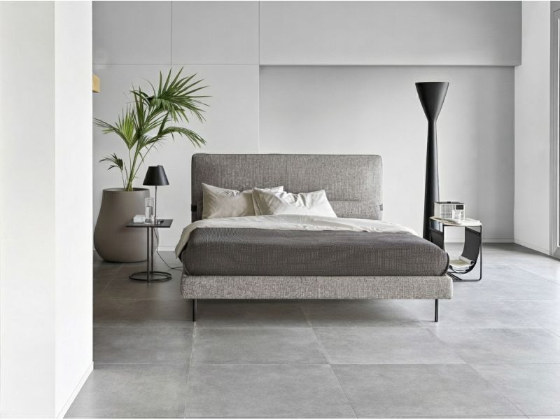 Mies Bed