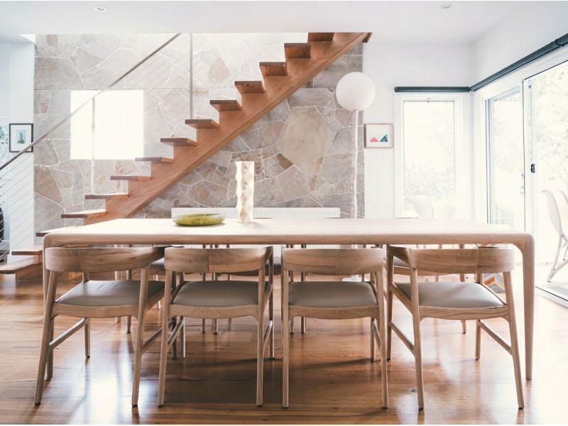 Latus Table