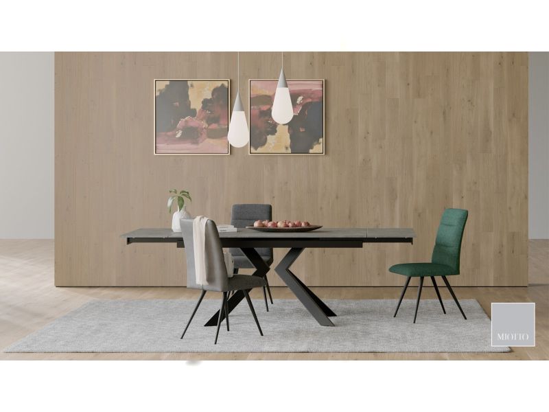 Girardi Chair