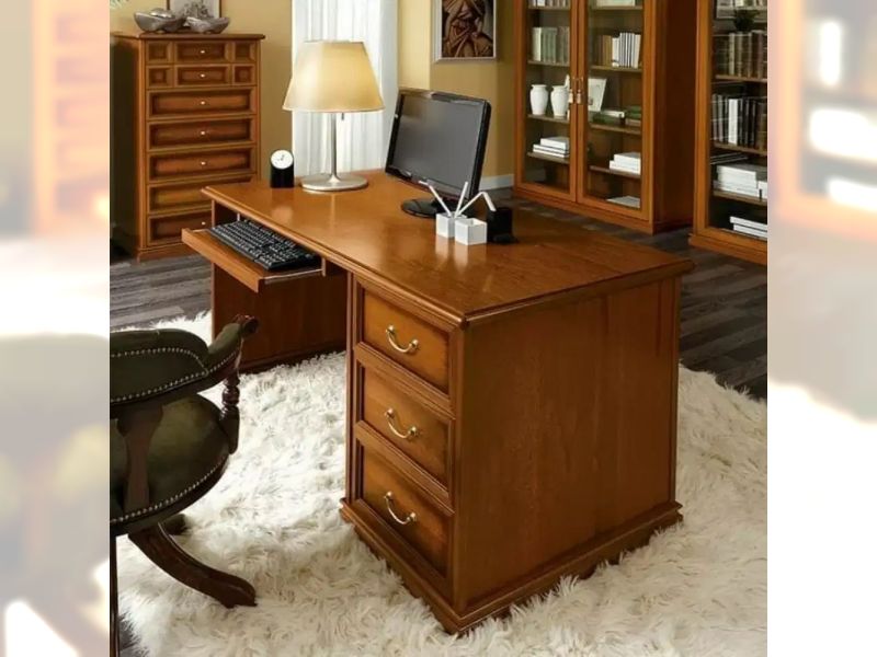 Nostalgia Working Desk
