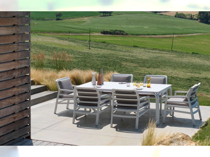 Alloro Table