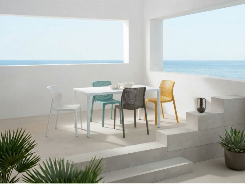 Levante Table