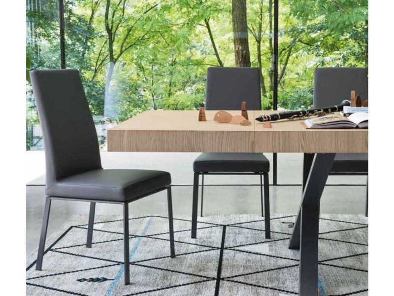 Bess Chair