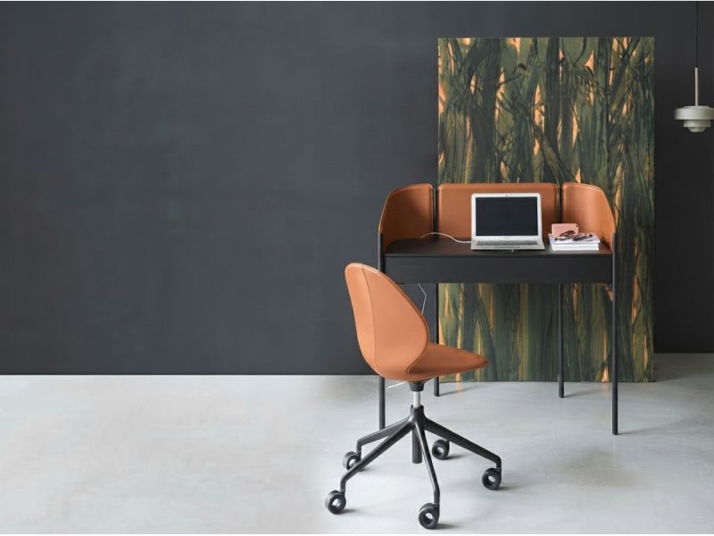 Biblio Vanity Table
