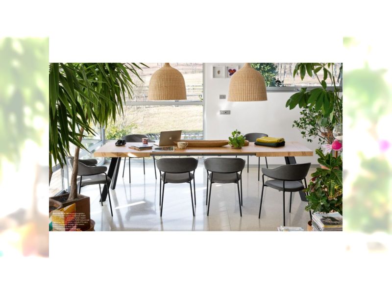 Bold Table