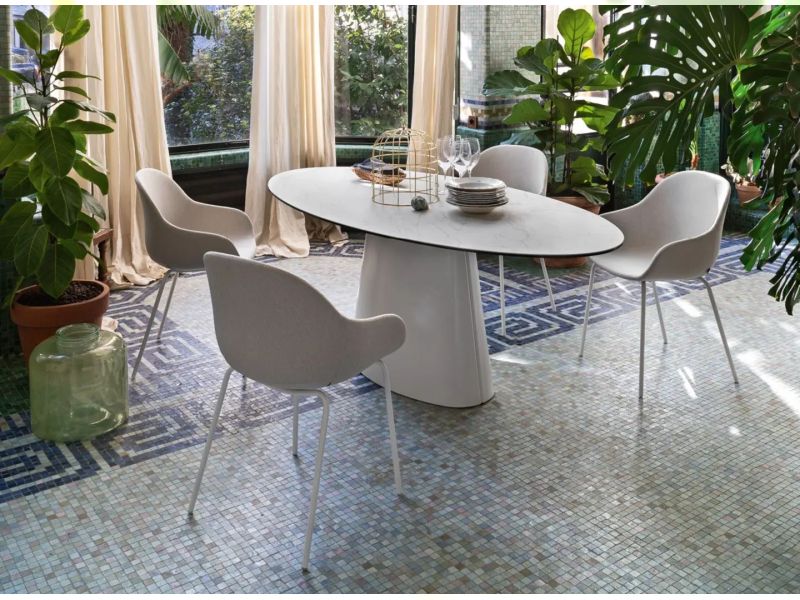 Ellisse Table