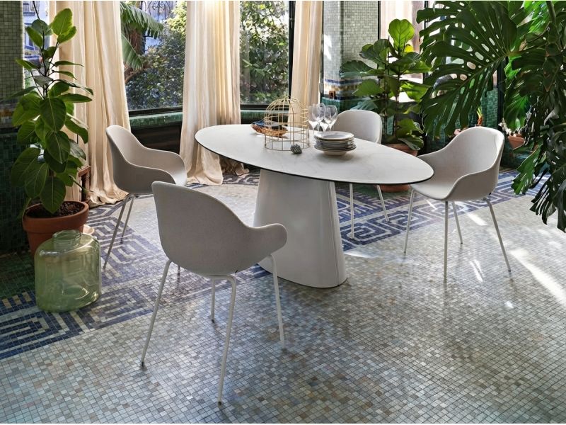 Ellisse Table
