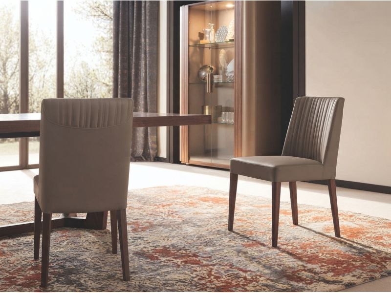 Hera Chair