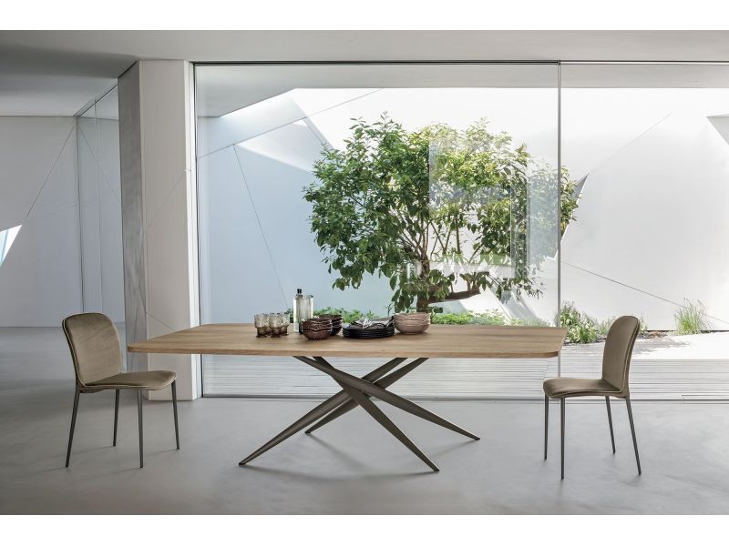 Tiffany Table