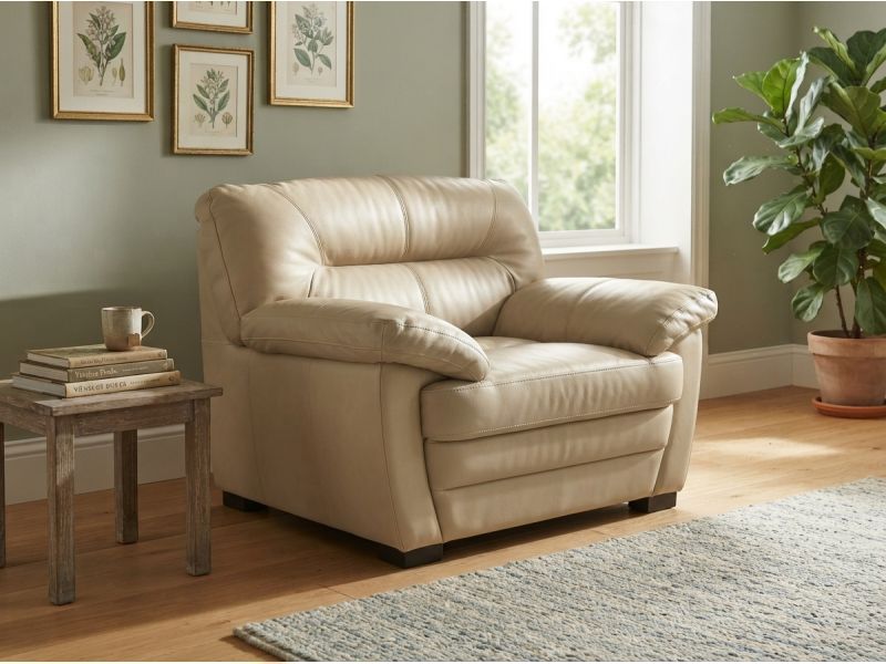 Royale Armchair