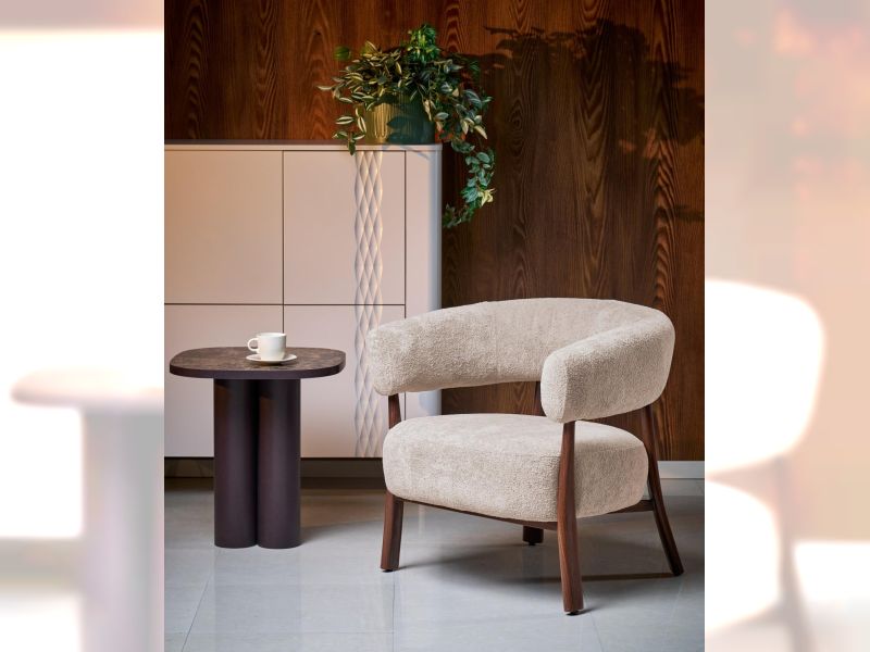 H-Udon Armchair
