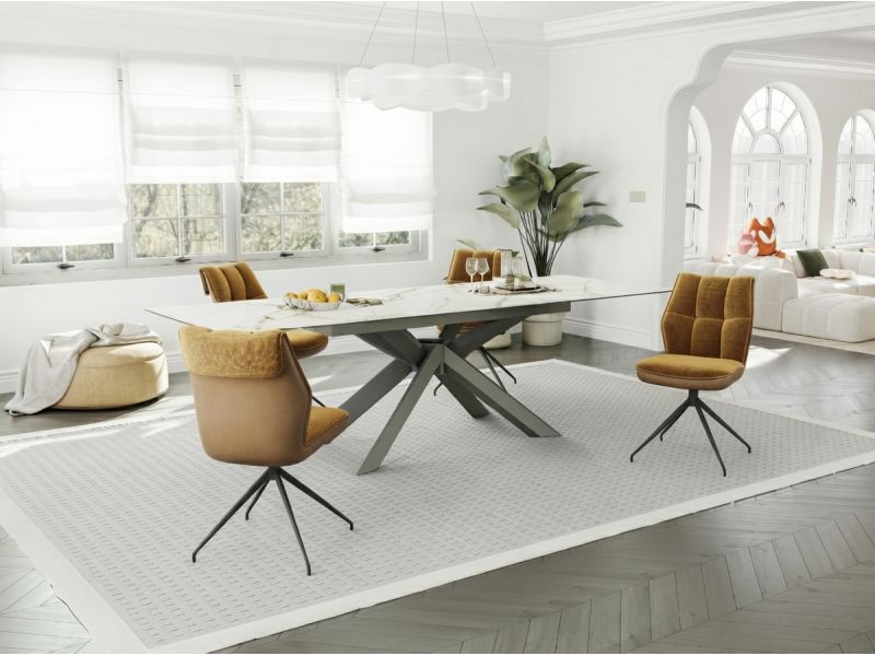 Loana Table