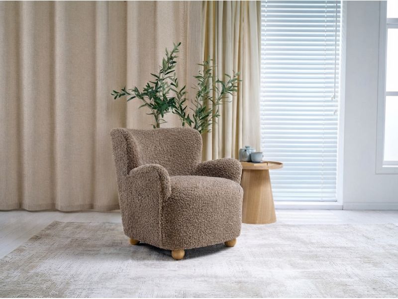 H-Claudio Armchair