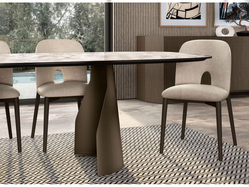 Petra Chair