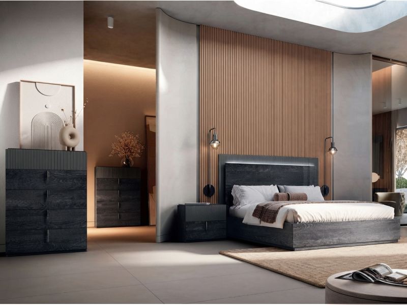 Onyx Bed