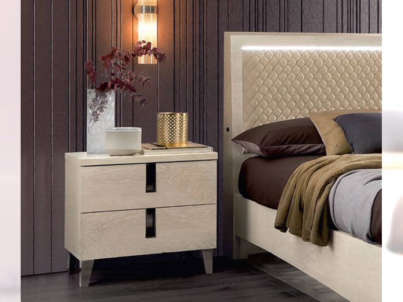 Ambra Nightstand